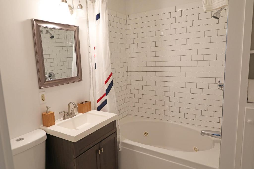 The Hotel Marblehead - image 3