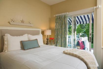 Harbor Light Inn - image 5