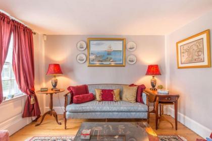 Brackett Cottage - image 10