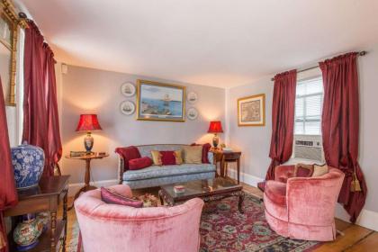 Brackett Cottage - image 12