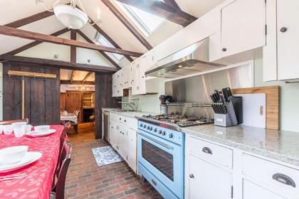 Rockmere Inn - image 10