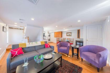 Sweet Retreat - image 9