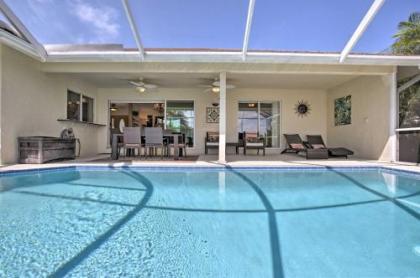 Canalfront Home with Private Saltwater Pool and Dock marco Island