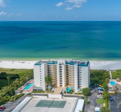 Recently Renovated Beachfront Gem in Paradise Florida