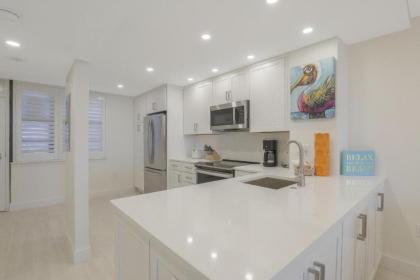 South Seas Tower 4-601 - image 2