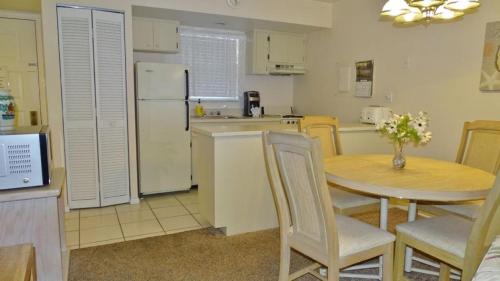Anglers Cove B304 - image 3