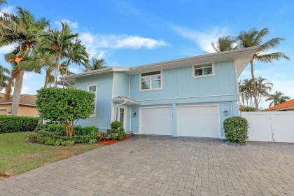 1187 Bond Court