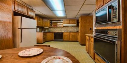 Suites on Main - image 10