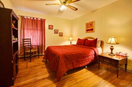 Suites on Main - image 6