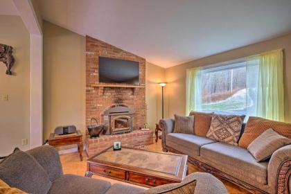 Quiet Catskills Getaway with Deck-Panoramic Mtn Views - image 5