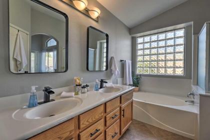 Magnificent Maricopa Home 34 Mi to Phoenix! - image 12