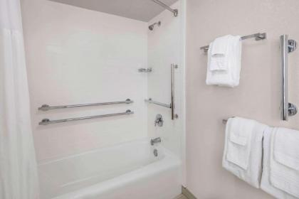 Wyndham Garden Marietta Atlanta North - image 3