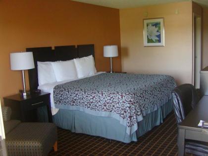 Days Inn by Wyndham Marietta White Water - image 15