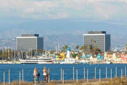 12 Big 2 bedroom apartment in Marina