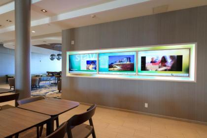 SpringHill Suites by Marriott The Dunes On Monterey Bay - image 12