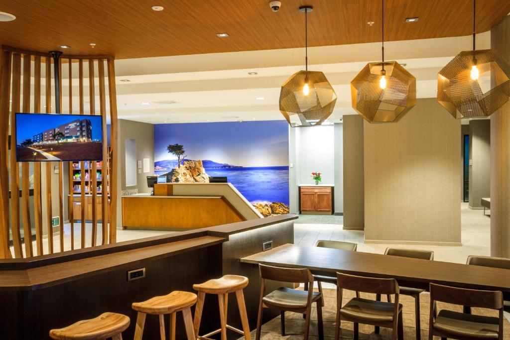 SpringHill Suites by Marriott The Dunes On Monterey Bay - image 5