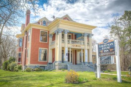 Lauerman House Inn Bed  Breakfast marinette Wisconsin