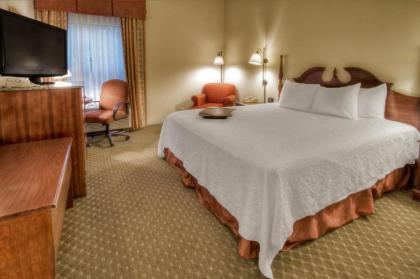 Hampton Inn Marion - image 12