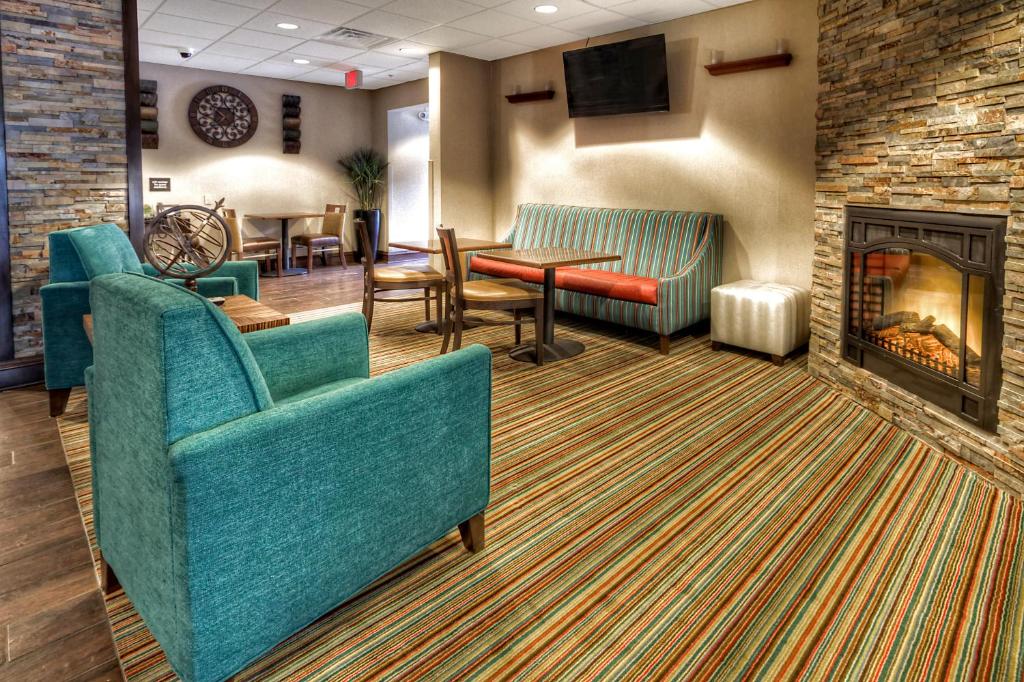 Hampton Inn Marion - image 2