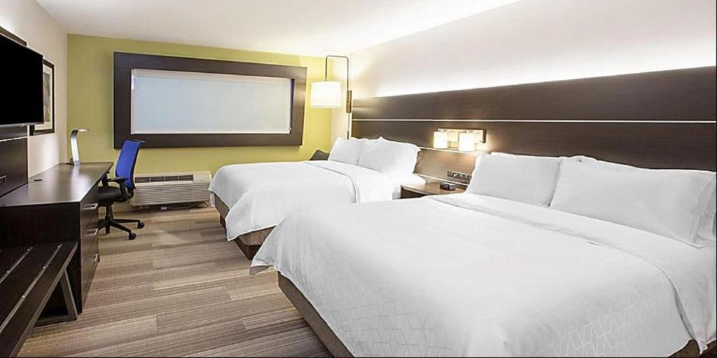 Holiday Inn Express & Suites - Marion an IHG Hotel - image 2