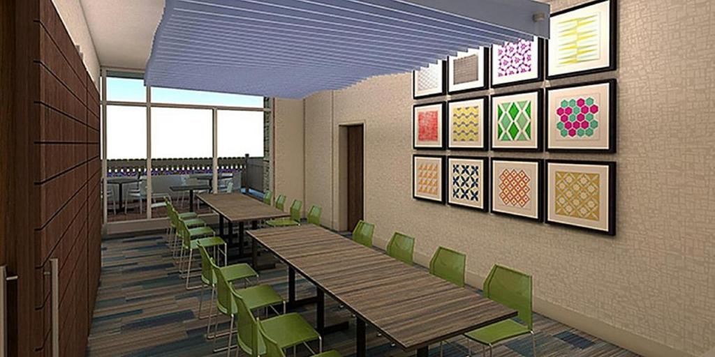 Holiday Inn Express & Suites - Marion an IHG Hotel - image 6