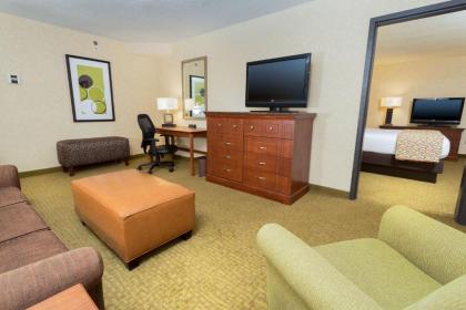 Drury Inn Marion - image 6
