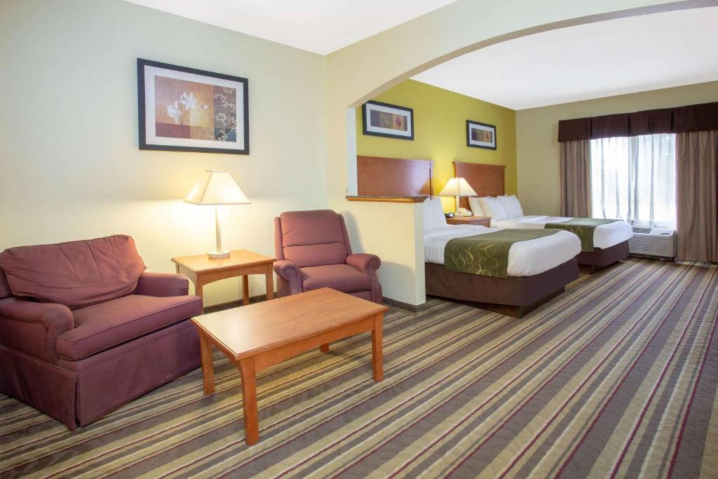Baymont by Wyndham Marion - main image