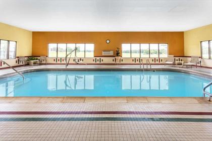 Baymont by Wyndham Marion - image 13