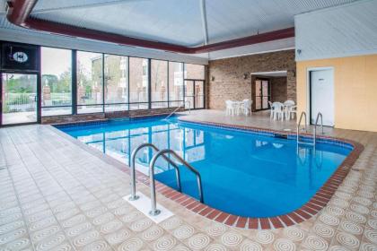 Econo Lodge Marion - image 3