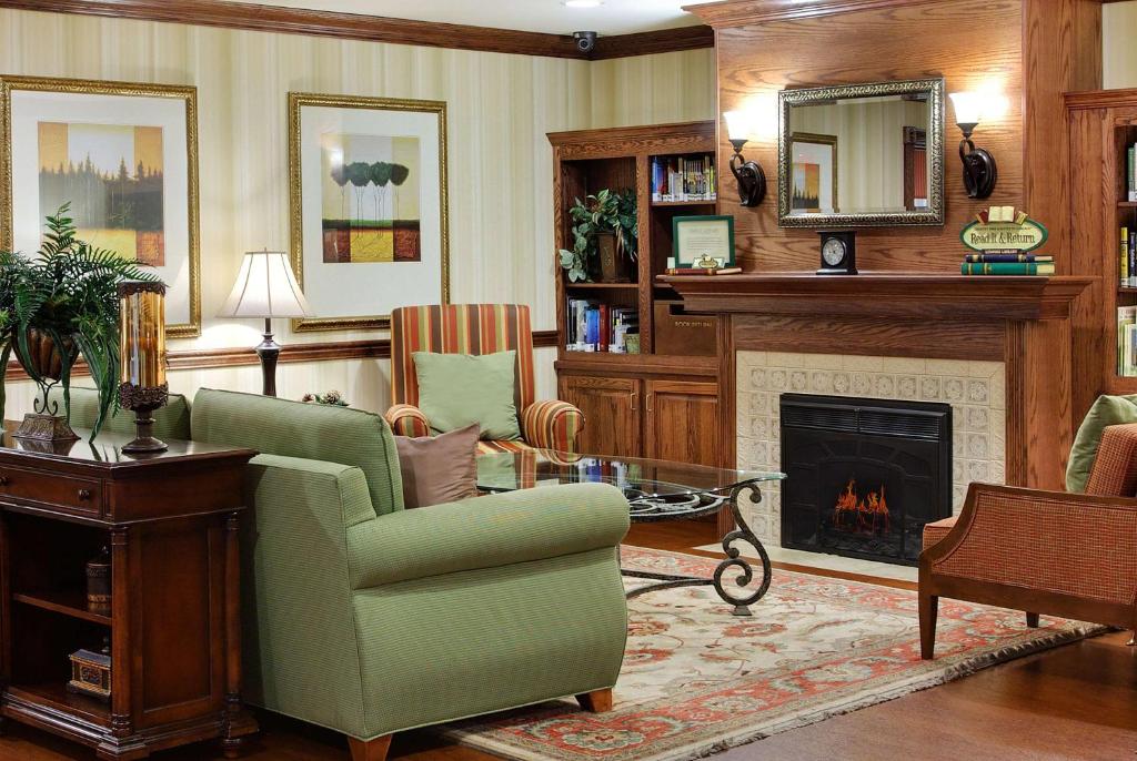 Country Inn & Suites by Radisson Marion IL - main image