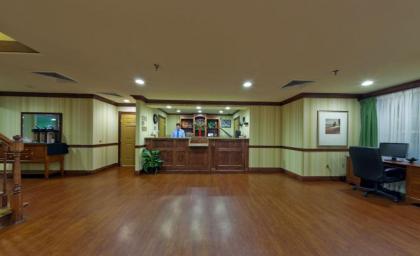 Country Inn & Suites by Radisson Marion IL - image 14