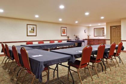 Country Inn & Suites by Radisson Marion IL - image 6