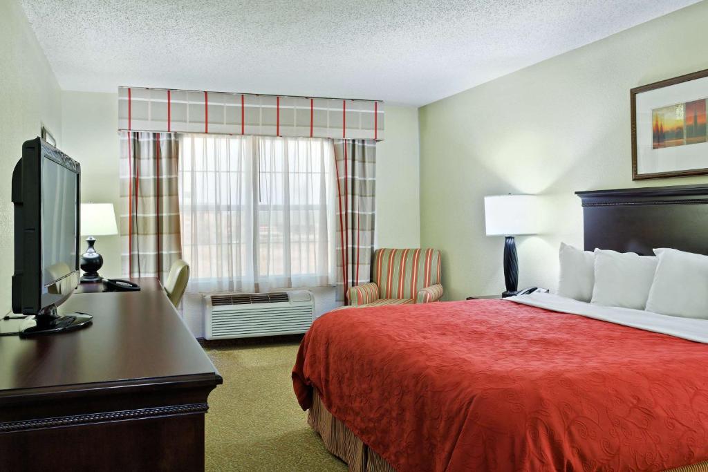Country Inn & Suites by Radisson Marion IL - image 7