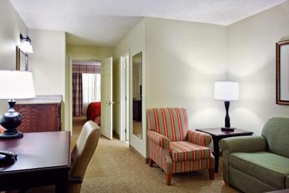 Country Inn & Suites by Radisson Marion IL - image 9