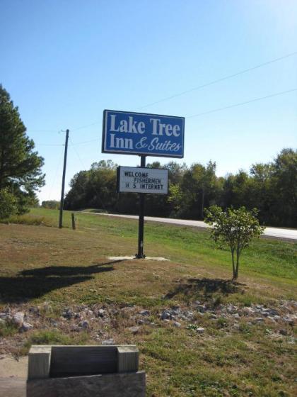 Lake Tree Inn & Suites