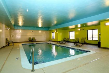 Holiday Inn Express & Suites Marion Northeast an IHG Hotel - image 6