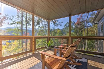 Reclusive Mountaintop Home with Stunning Views! - image 15