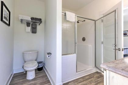 Spacious Mountain Escape near Mount Mitchell! - image 10
