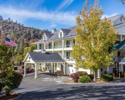 Quality Inn Yosemite Valley Gateway - image 15