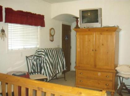 Yosemite Bed and Breakfast - image 8