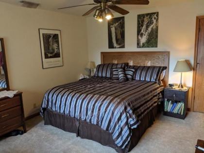 Yosemite Nights Bed & Breakfast - image 3