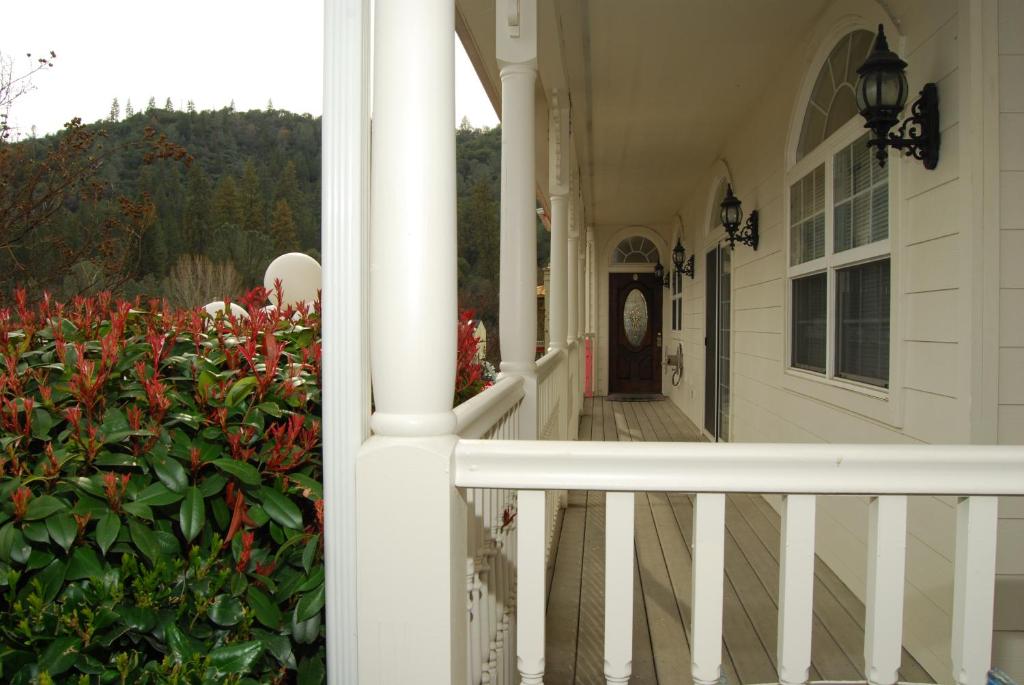 5th Street Inn - main image