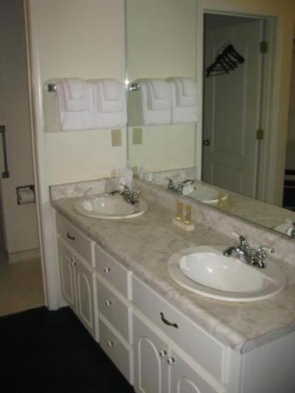 5th Street Inn - image 11
