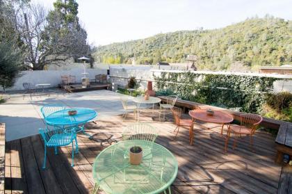 River Rock Inn - image 15