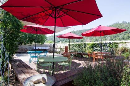 River Rock Inn - image 3