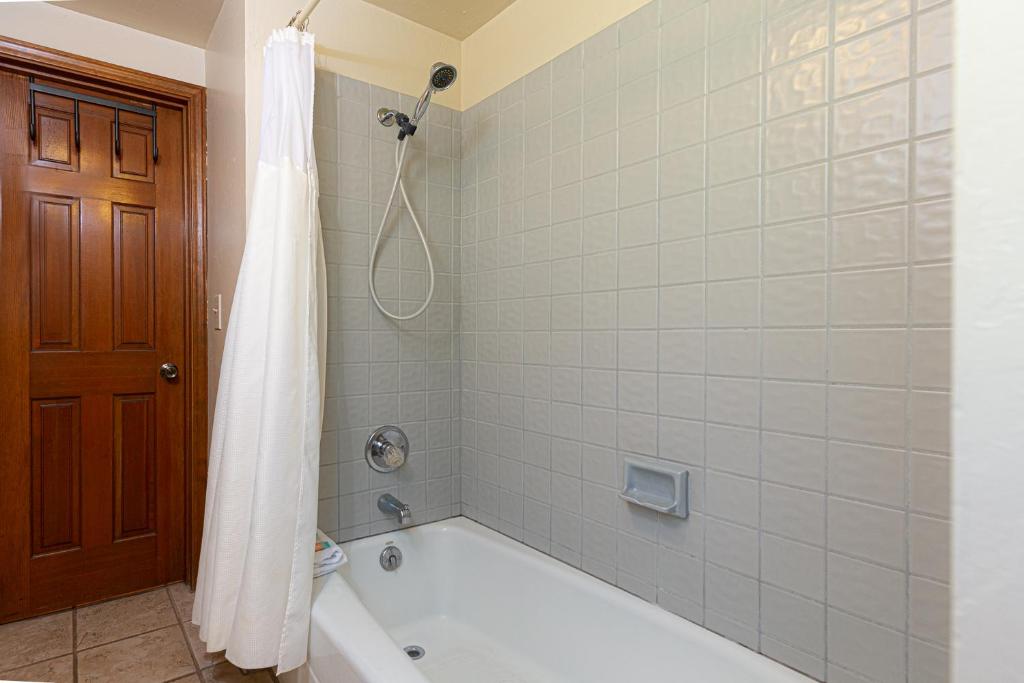 River Rock Inn - image 4