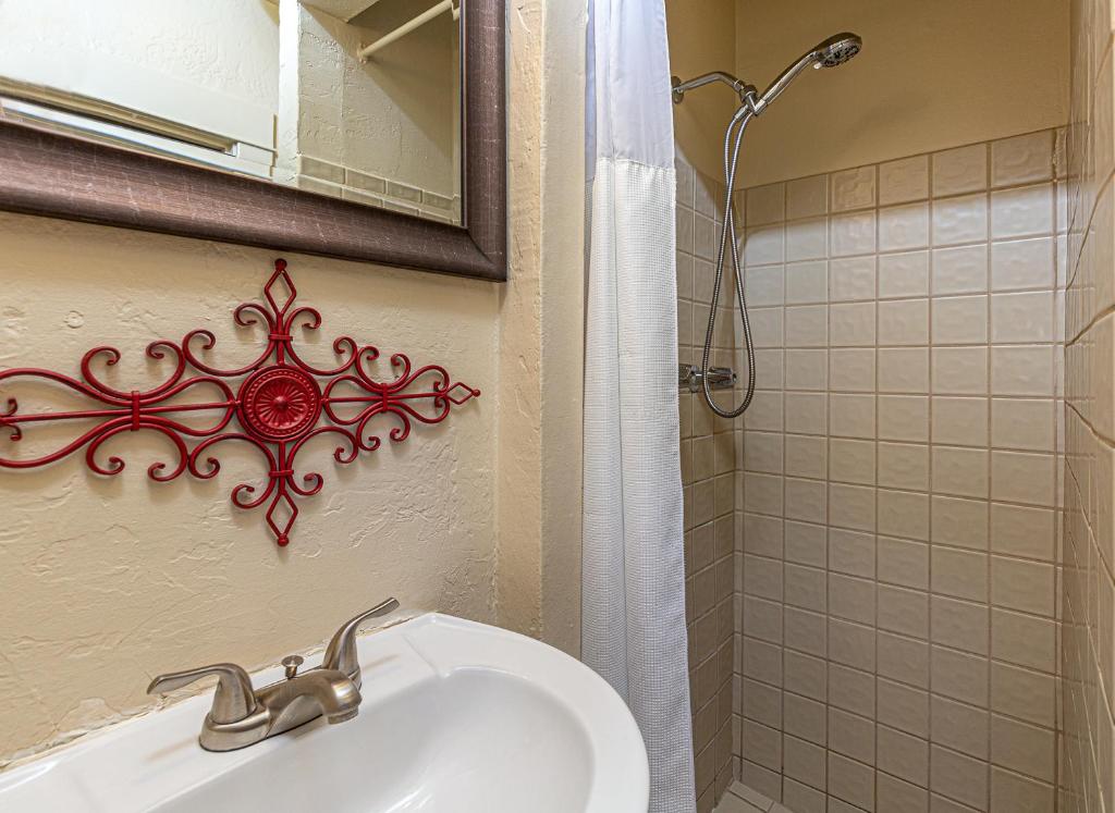 River Rock Inn - image 5