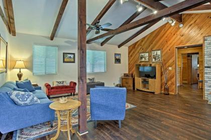 Private Buckeye and Boulders Cabin Near Yosemite! - image 3