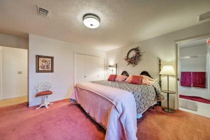 Unique Yosemite Mountaintop Retreat on 100 Acres - image 11