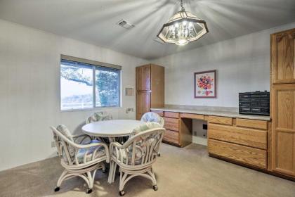Unique Yosemite Mountaintop Retreat on 100 Acres - image 8